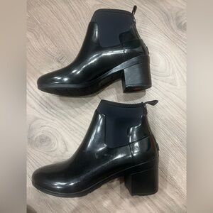 Hunter Women’s Refined Gloss Mid Block Heel Rain Boots Black